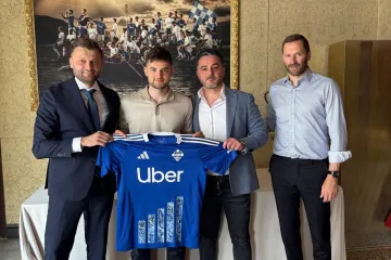 Martin Baturina potpisao s Comom: Evo tko je bio uz njega i koji su detalji ugovora