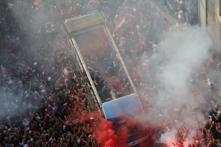 Jeste vidjeli &scaron;to su policajci radili na dočeku srebrnih Vatrenih? Ovo je mnogima promaknulo