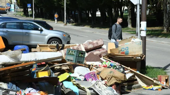 Ružni prizori, ovaj hrvatski grad je zatrpan otpadom: 'Nažalost, kvar jo&scaron; nije otklonjen'