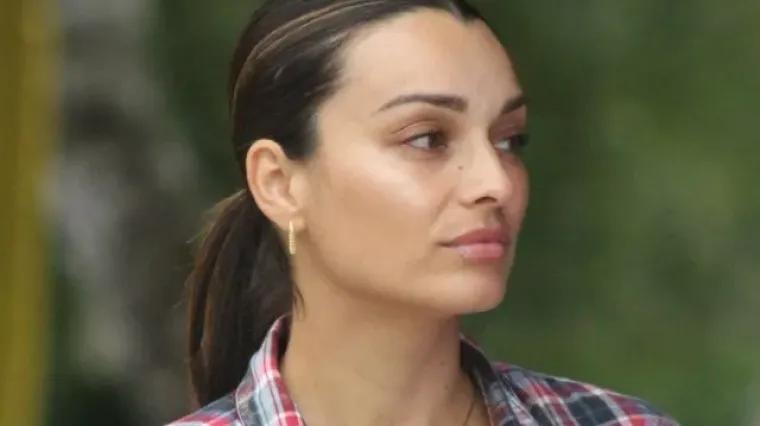 Prirodna ljepotica kakvu rijetko viđamo: Domaća glumica osvojila Međimurje u ležernom izdanju