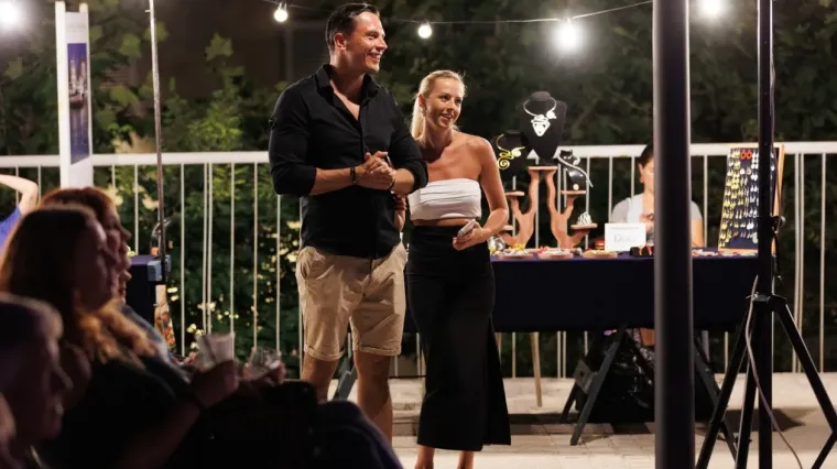 Golupčiće u Zadru te&scaron;ko je bilo ignorirati: Do uha zaljubljeni i zagrljeni nisu pro&scaron;li nezapaženo