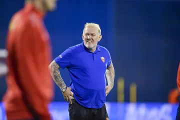 Prosinečki prošetao Maksimirom prije dvoboja s Hrvatskom, nije se odvajao od legendarnog Hrvata