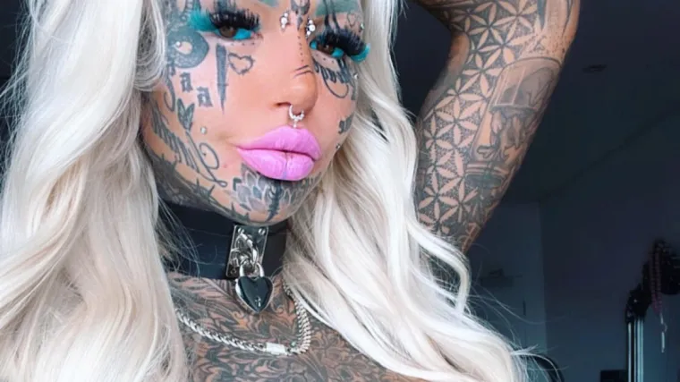 Tetovirala čak i bjeloočnice pa ostala bez vida: Ovako je Amber izgledala prije bizarnih zahvata