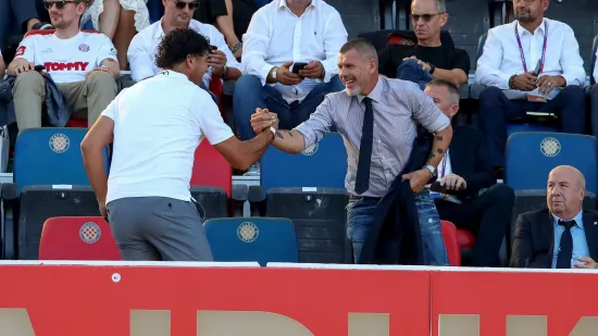 Boban snimljen s biv&scaron;im izbornikom hrvatske reprezentacije, evo u čijem dru&scaron;tvu gleda derbi