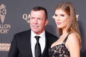 Legendarni Nijemac (64) osvanuo u Parizu s 26-godišnjom manekenkom: 'Ja sam vrlo normalan muškarac'