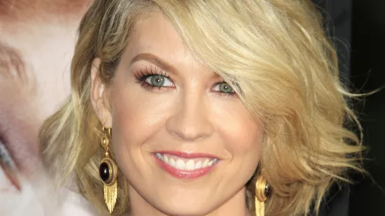 Holivudska glumica hrvatskih korijena kao da ne stari: Proslavila ju uloga u legendarnom sitcomu