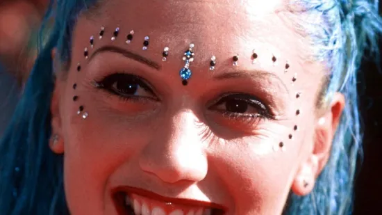 Sva izdanja Gwen Stefani: Nebesko plavi bob, bujni repovi, kovrče, platinasto plava...