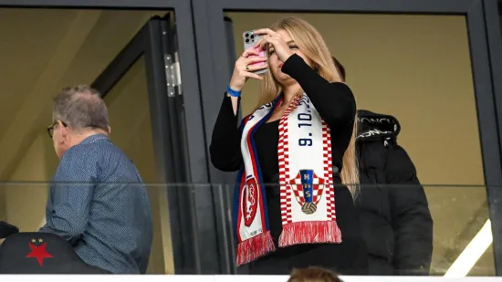 Pazite tko iz svečane lože gleda utakmicu Hrvatske i Če&scaron;ke: Stvarno ih dugo nismo vidjeli