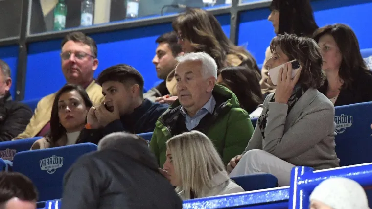 Loža u Varaždinu u znaku politike: Biv&scaron;a ministrica privukla pažnju, ovo nije prikazano na TV-u