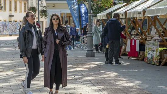 Neki su gledali kestene, ali ipak su se svi okretali za njom: Ova dama ukrala je show u Karlovcu