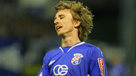 Dinamo prije 19 godina doživio veliki &scaron;ok. Izgleda li vam kultni nogometa&scaron; kao Josh Hartnett?