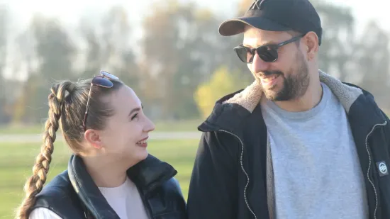 Zaljubljeni pogledi ovog romantičnog para svih su rastopili: Osmijesima nisu mogli sakriti sreću