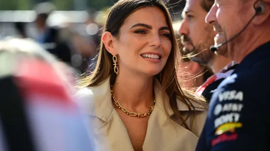 One podižu temperaturu u Formuli 1! Ovo su moćne žene vozača za kojima se okreću svi u gridu