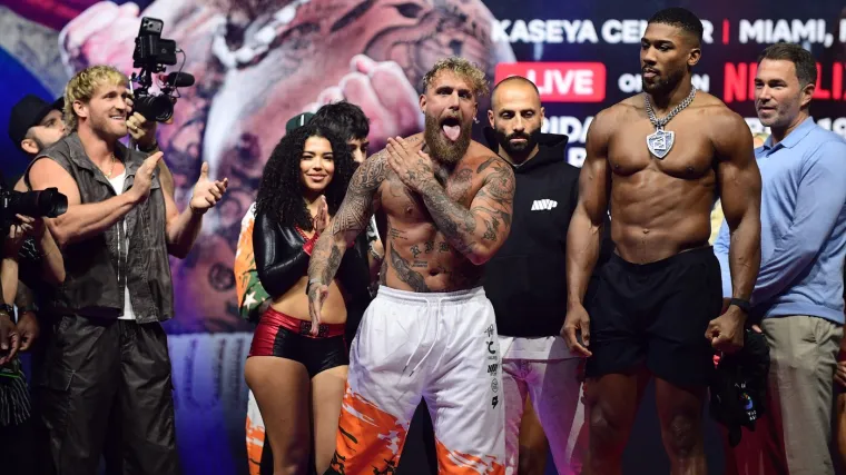 Zaiskrilo je na vaganju Anthonyja Joshue i Jake Paula: Ove fotografije upravo obilaze svijet