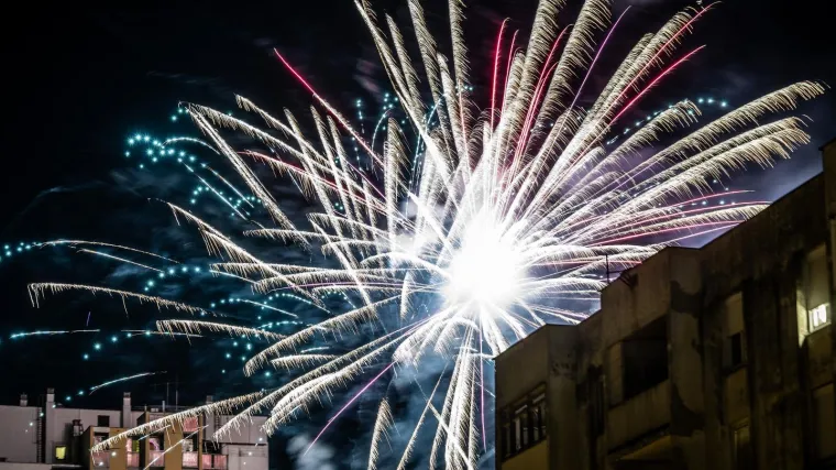 Spektakularni vatromet iznad Zagreba: Nebo zablistalo u svim mogućim bojama