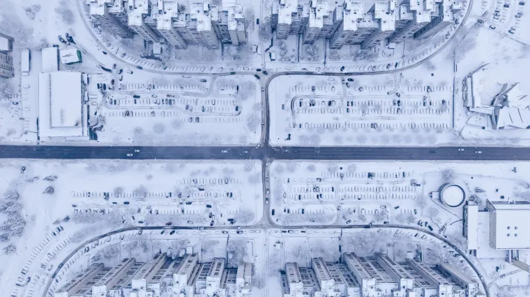 Kakvi nadrealni prizori! Ovo je Sarajevo. U potpunosti je okovano snijegom