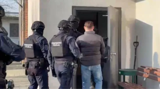 Pogledajte prizore iz baroknog grada! Najopasniji hrvatski ubojica stigao na sud, i dron je na nebu