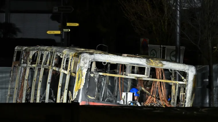 Ljudi živi gorjeli, od autobusa ostao samo kostur: Sablasni prizori s mjesta horora