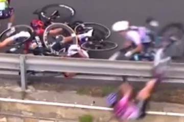 Letjele jedna preko drugog, a jedna je nesretnica doživjela groznu nesreću