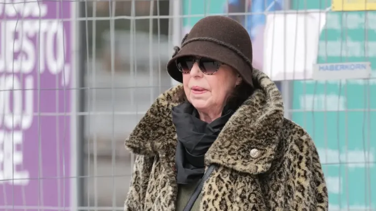 Tko je dama u tigrastom koja je odu&scaron;evila sve prolaznike u &scaron;etnji gradom?