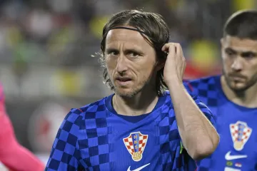 Hrvatska časno izgubila od Brazila nakon sumnjivog penala i dva ekspresna gola u završnici